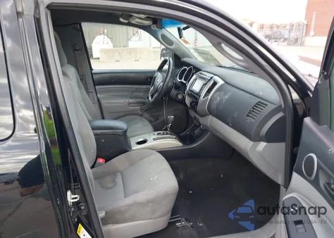 2014 Toyota Tacoma z USA, uszkodzony, nr VIN 5TFTX4CN4EX042791